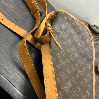 #245 LOUIS VUITTON Saumur 35 Crossbody