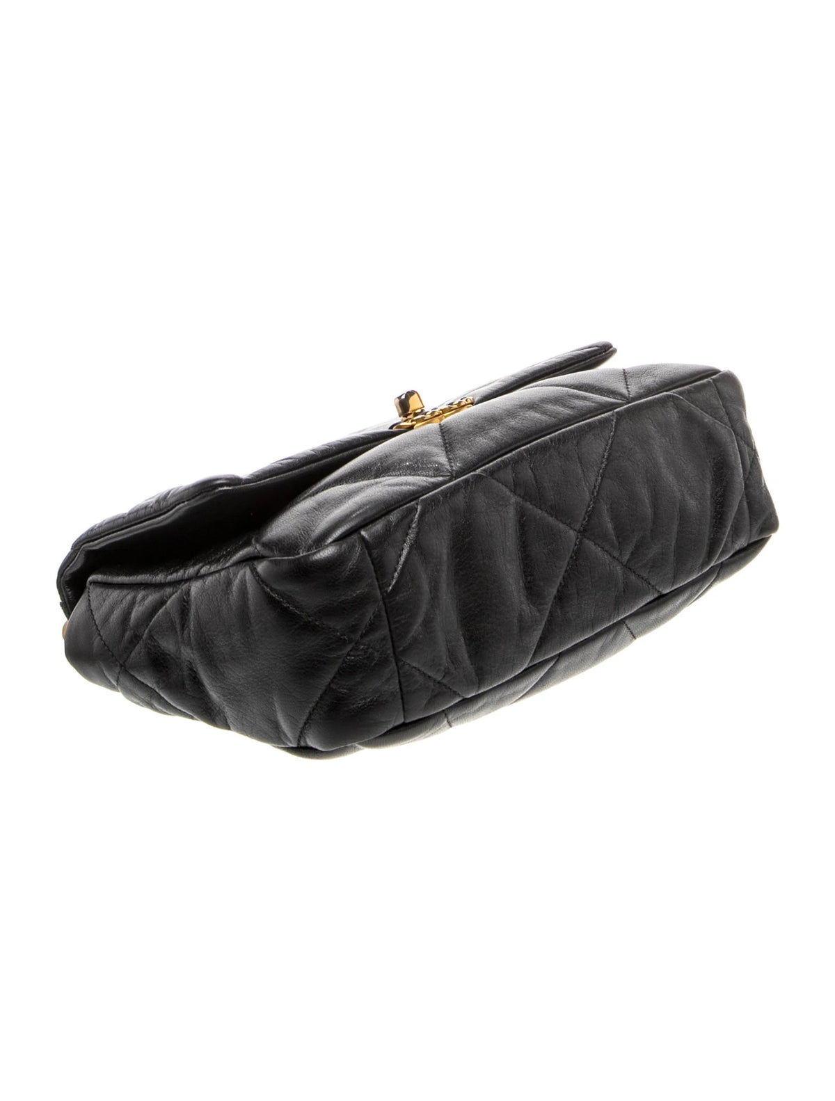 CHANEL 19 Black(Oct 31)