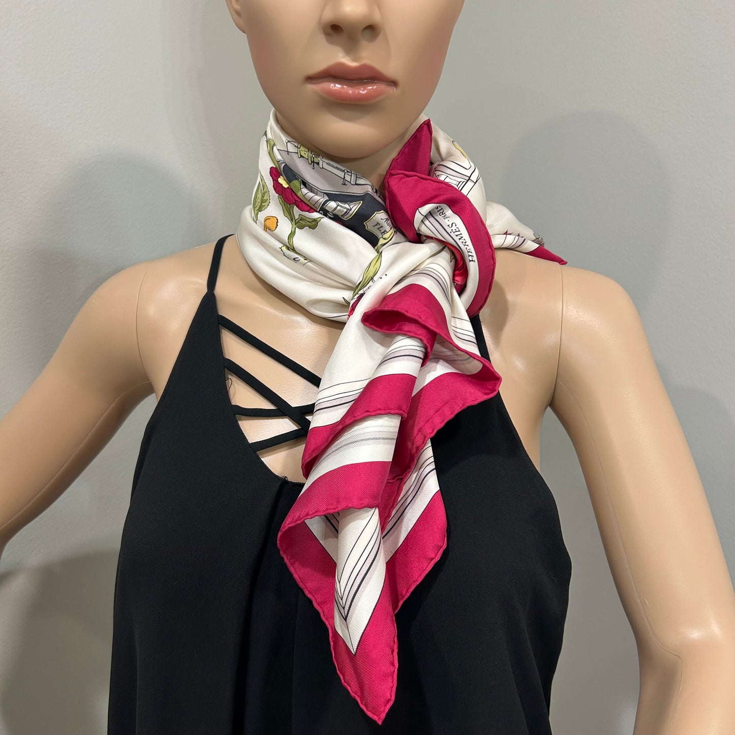 4001 HERMÈS 90cm Silk Scarf MSRP $620