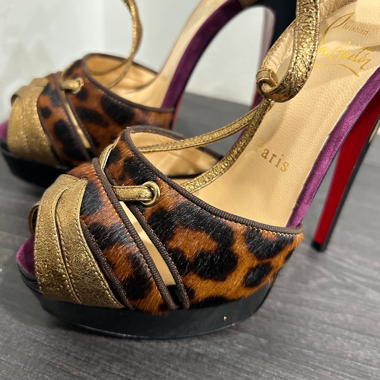 CLEARANCE Christian Louboutin Shoes 36EU