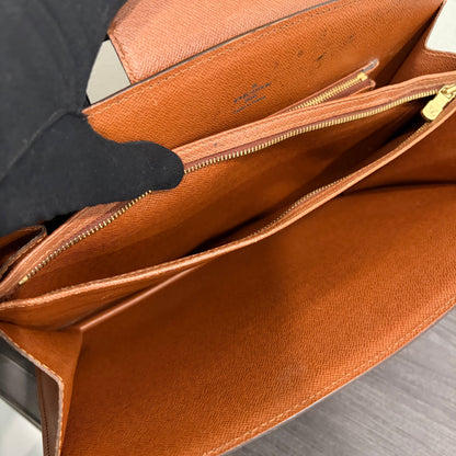 BF-05 LOUIS VUITTON Monogram Courcelles Clutch