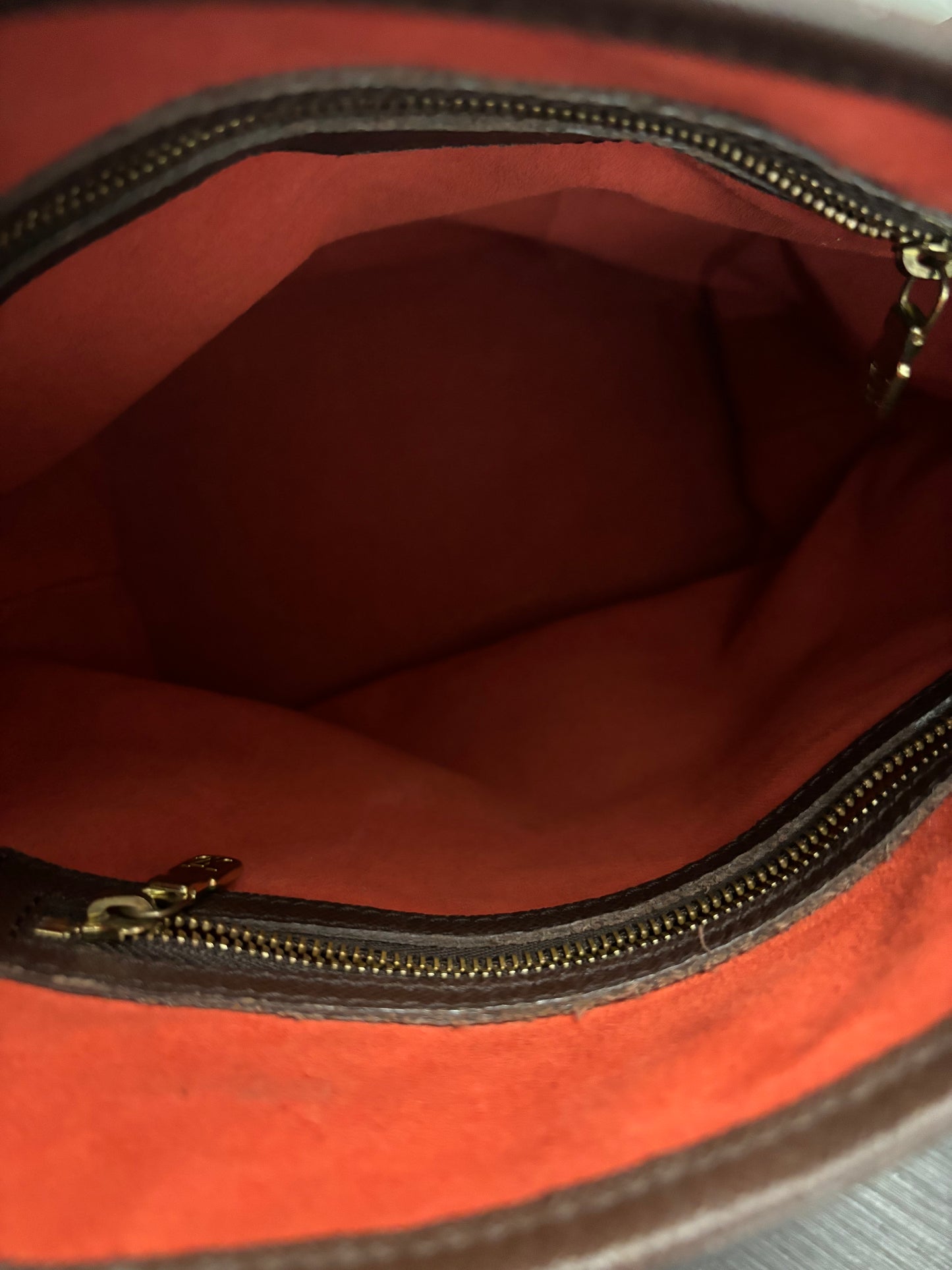 #221 LOUIS VUITTON Bucket PM