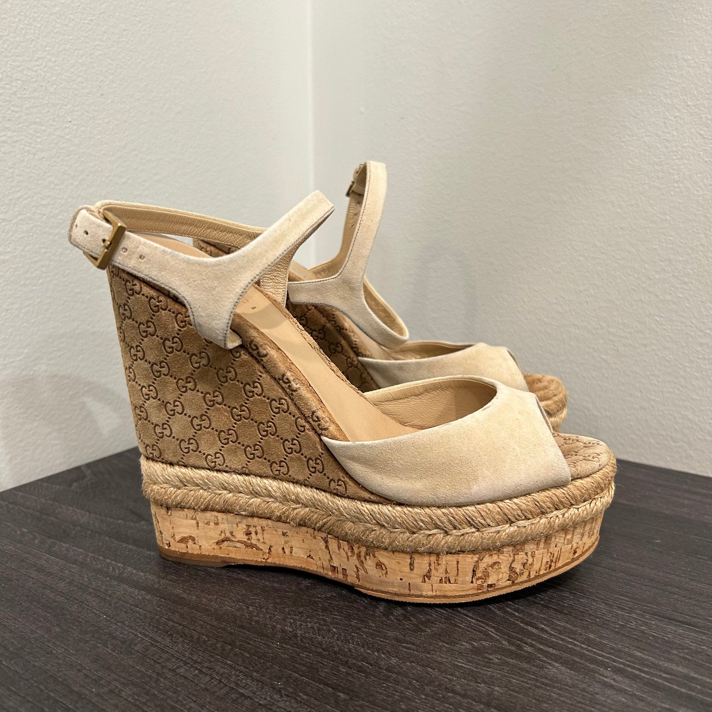 CLEARANCE Gucci Wedges size 34