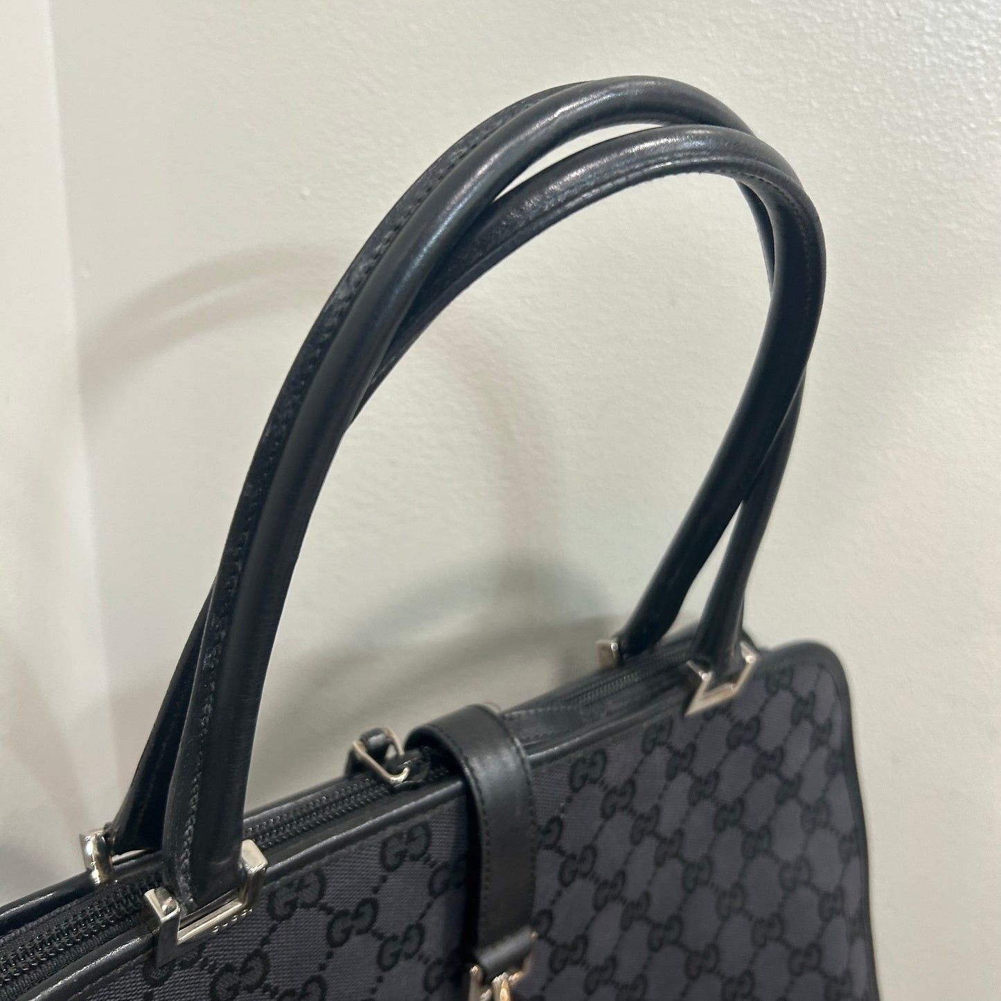 #220 Gucci Canvas Tote