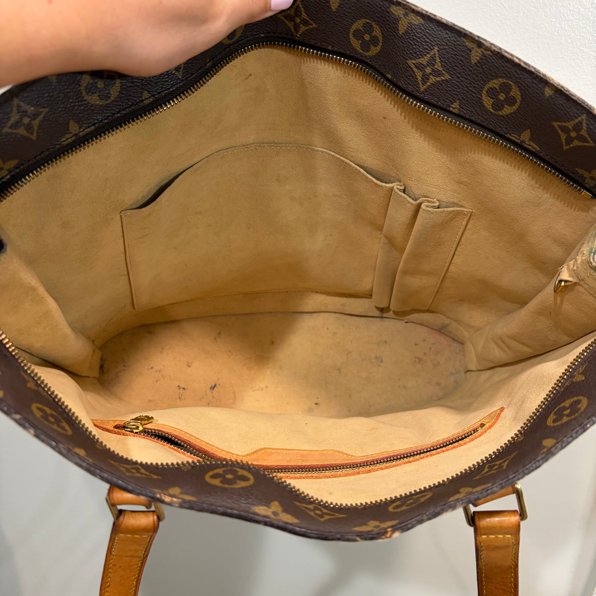 #109 LOUIS VUITTON Babylone Tote
