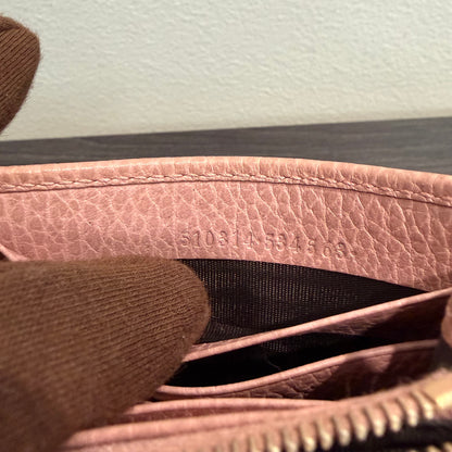 #9106 GUCCI Interlocking G Pink Leather Wallet on Chain