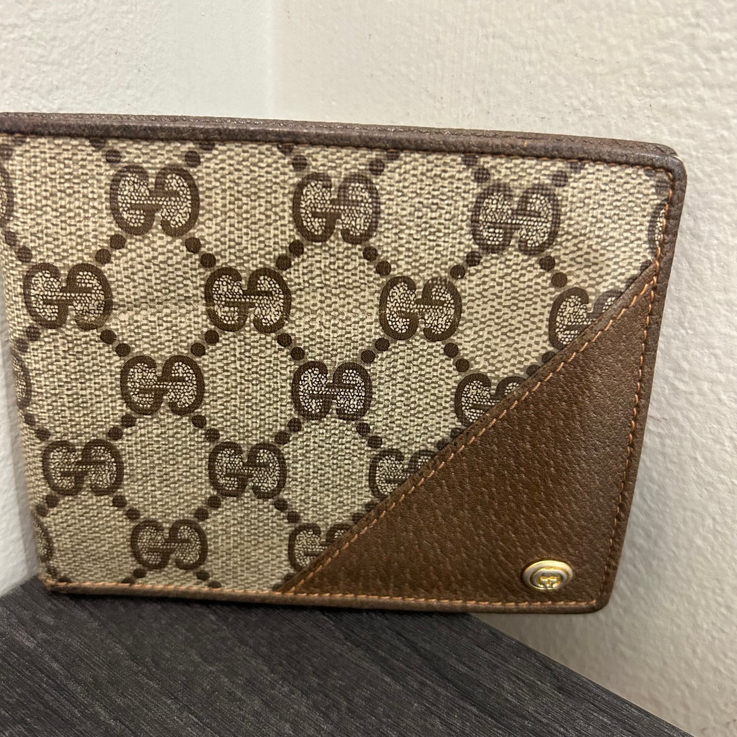 #198 GUCCI Men’s Wallet