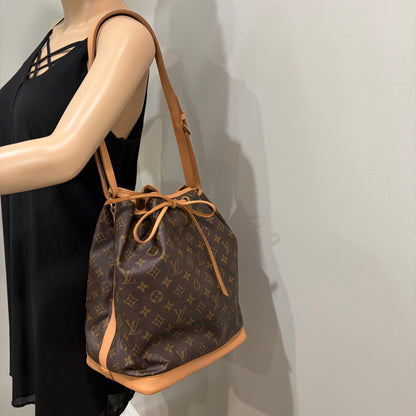#3219 LOUIS VUITTON Monogram Noe