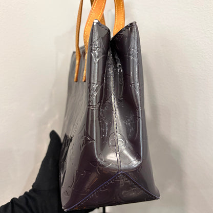 #8251 LOUIS VUITTON Purple Vernis Reade PM