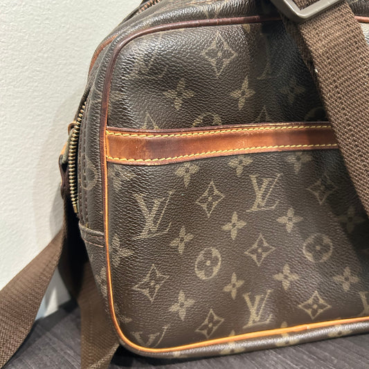 Louis Vuitton Vintage Reporter