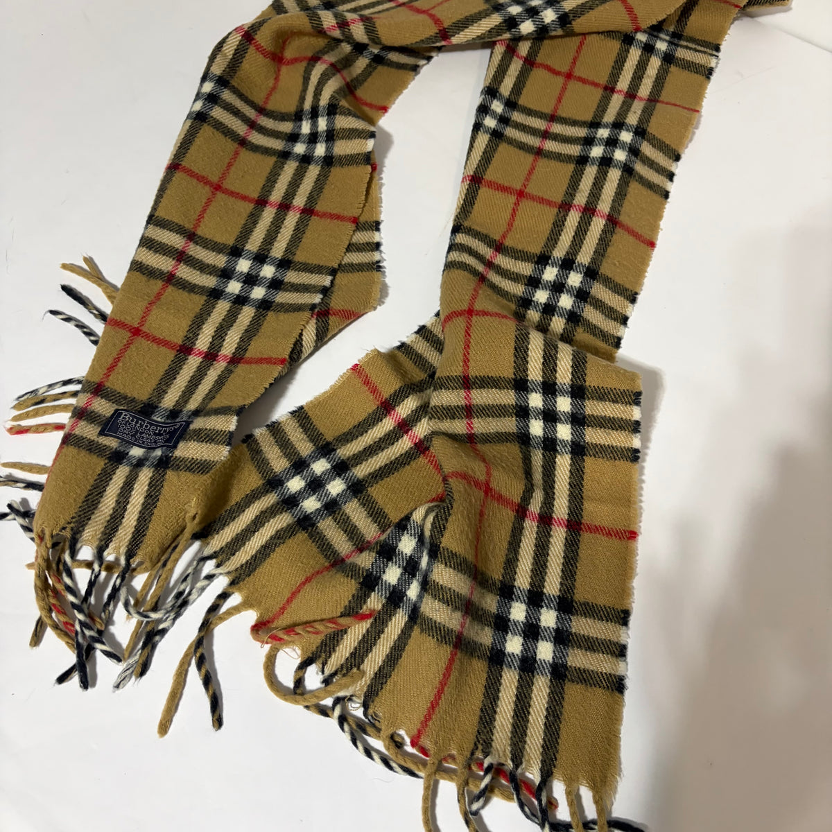#114 BURBERRY Scarf