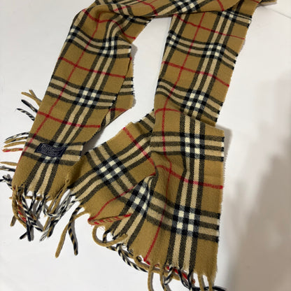 #114 BURBERRY Scarf