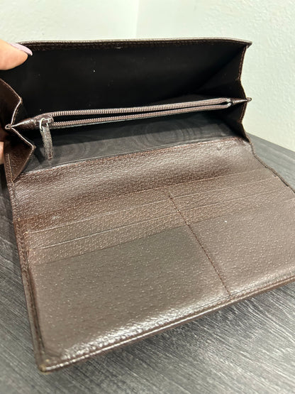 SOLD! Gucci GG Wallet