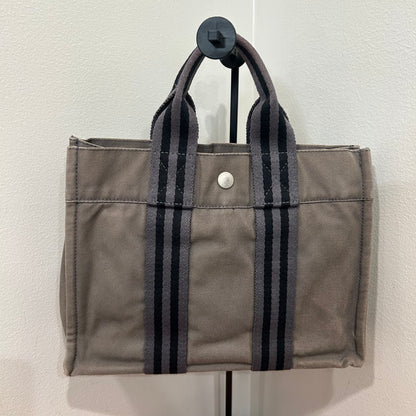 1076 HERMÈS PM Tote Grey