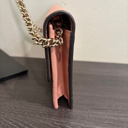 #9106 GUCCI Interlocking G Pink Leather Wallet on Chain