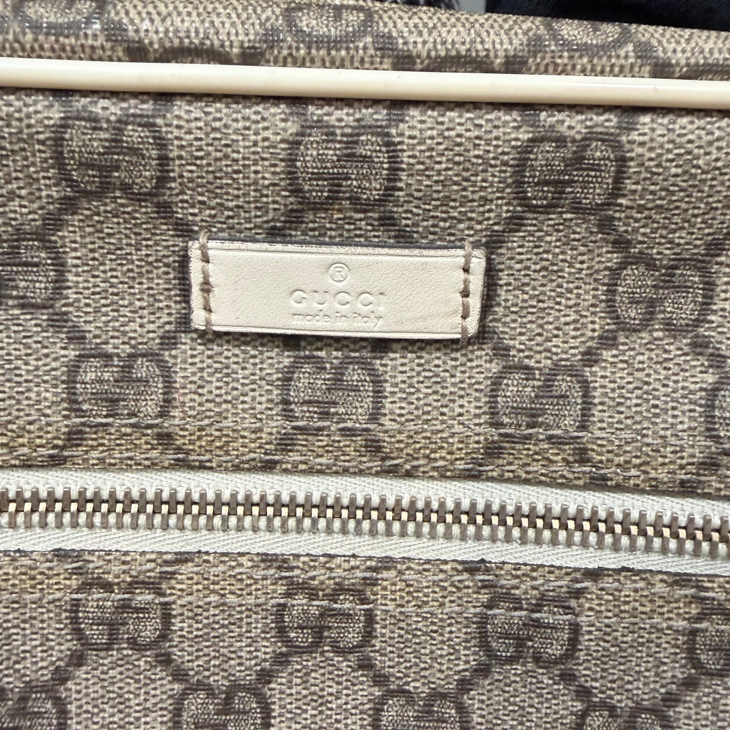 #8203 GUCCI Brown Canvas Crossbody