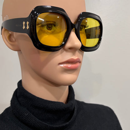 8829 GUCCI Black Oversized Sunglasses