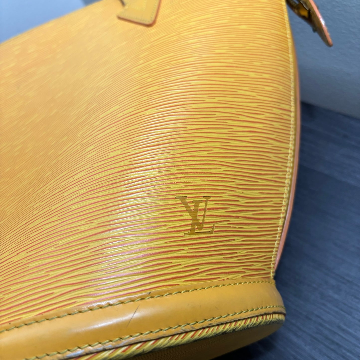 #229 LOUIS VUITTON Saint Jacques GM