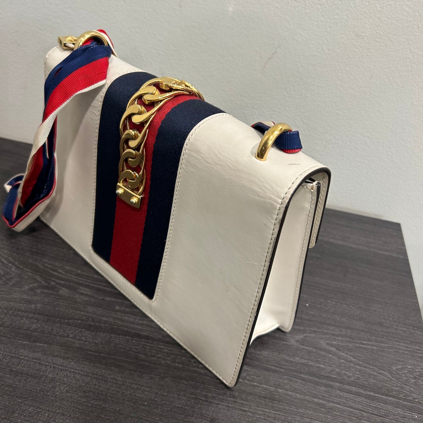 1005 GUCCI Sylvie