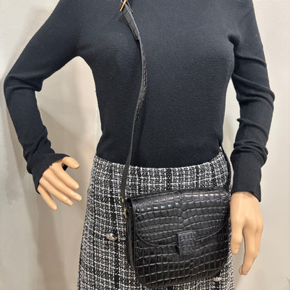 8893 YVES SAINT LAURENT Black Crossbody