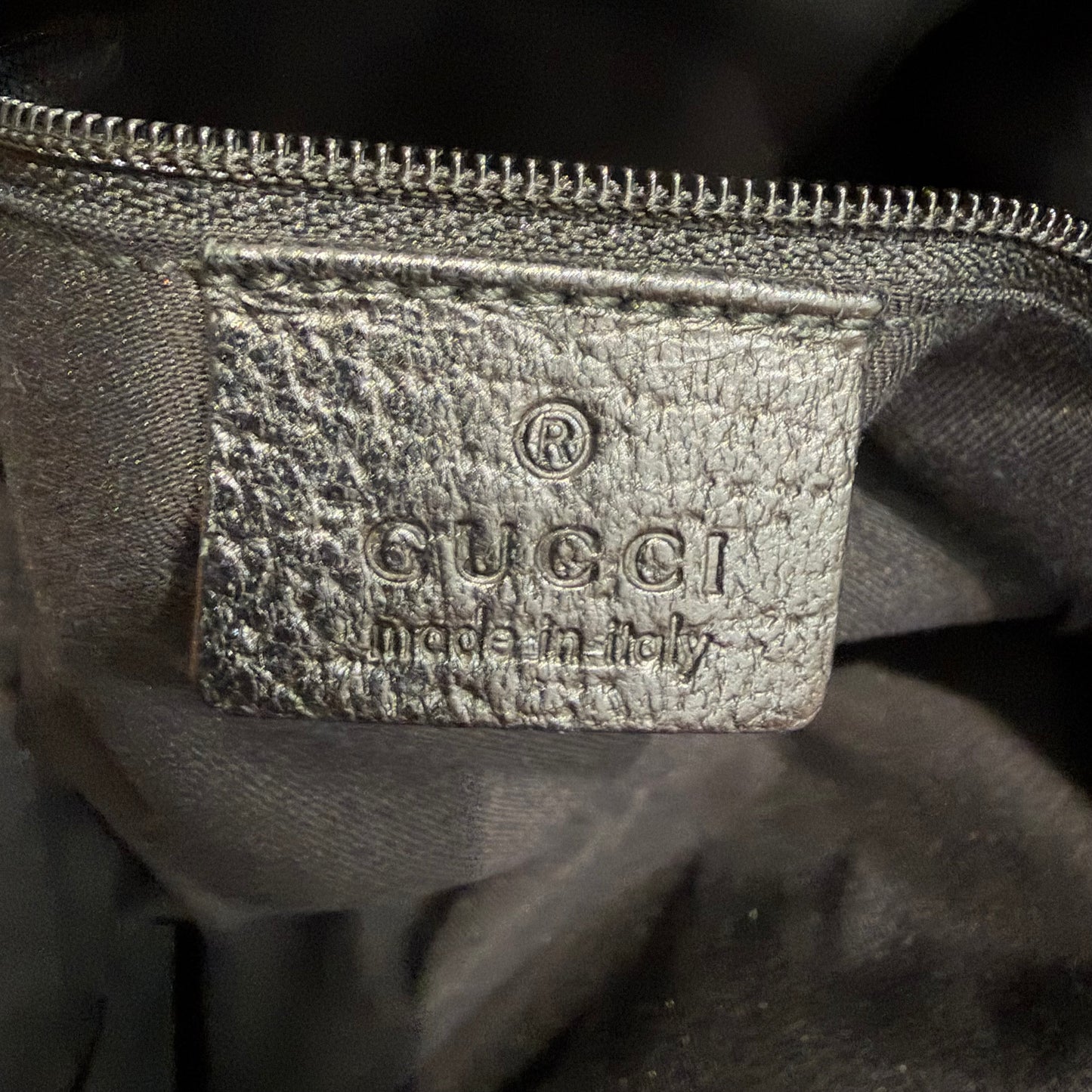 #8256 GUCCI Black GG Canvas Eclipse Tote