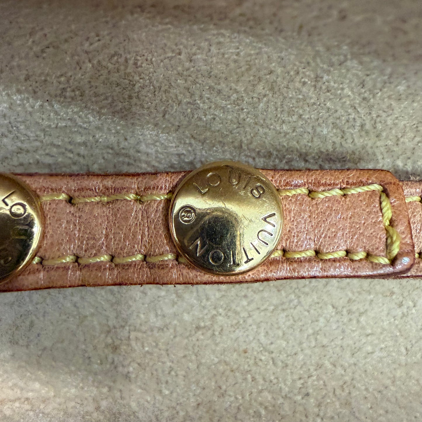#1109 LOUIS VUITTON Twin Pochette GM