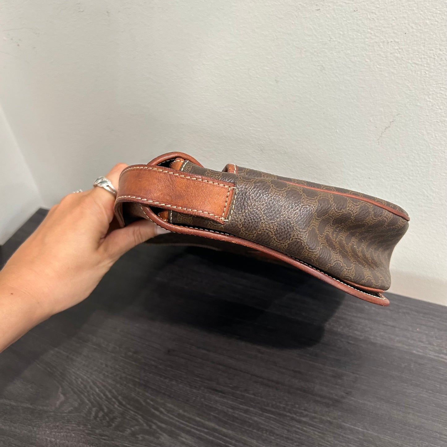 #256 CELINE Crossbody