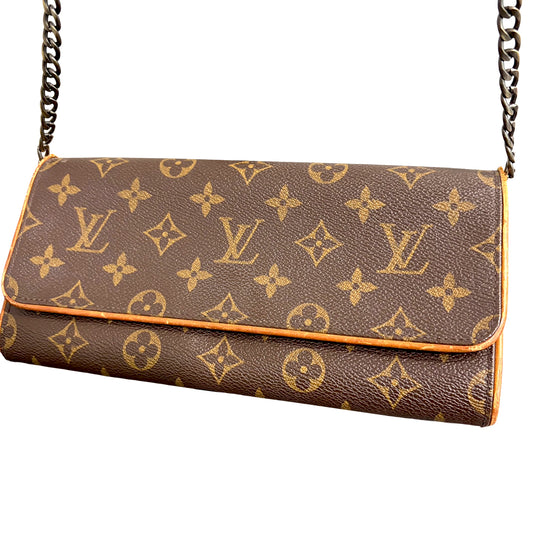 8854 LOUIS VUITTON Monogram Pochette GM
