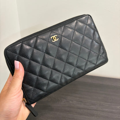 #3235 CHANEL 2014-2015 Black Zip Wallet