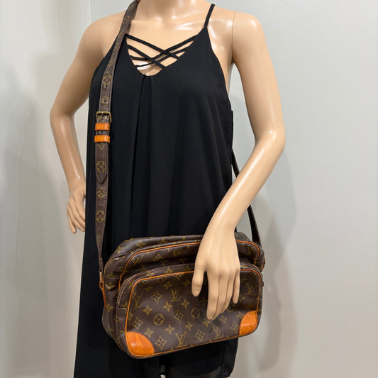 #108 LOUIS VUITTON Nile Crossbody