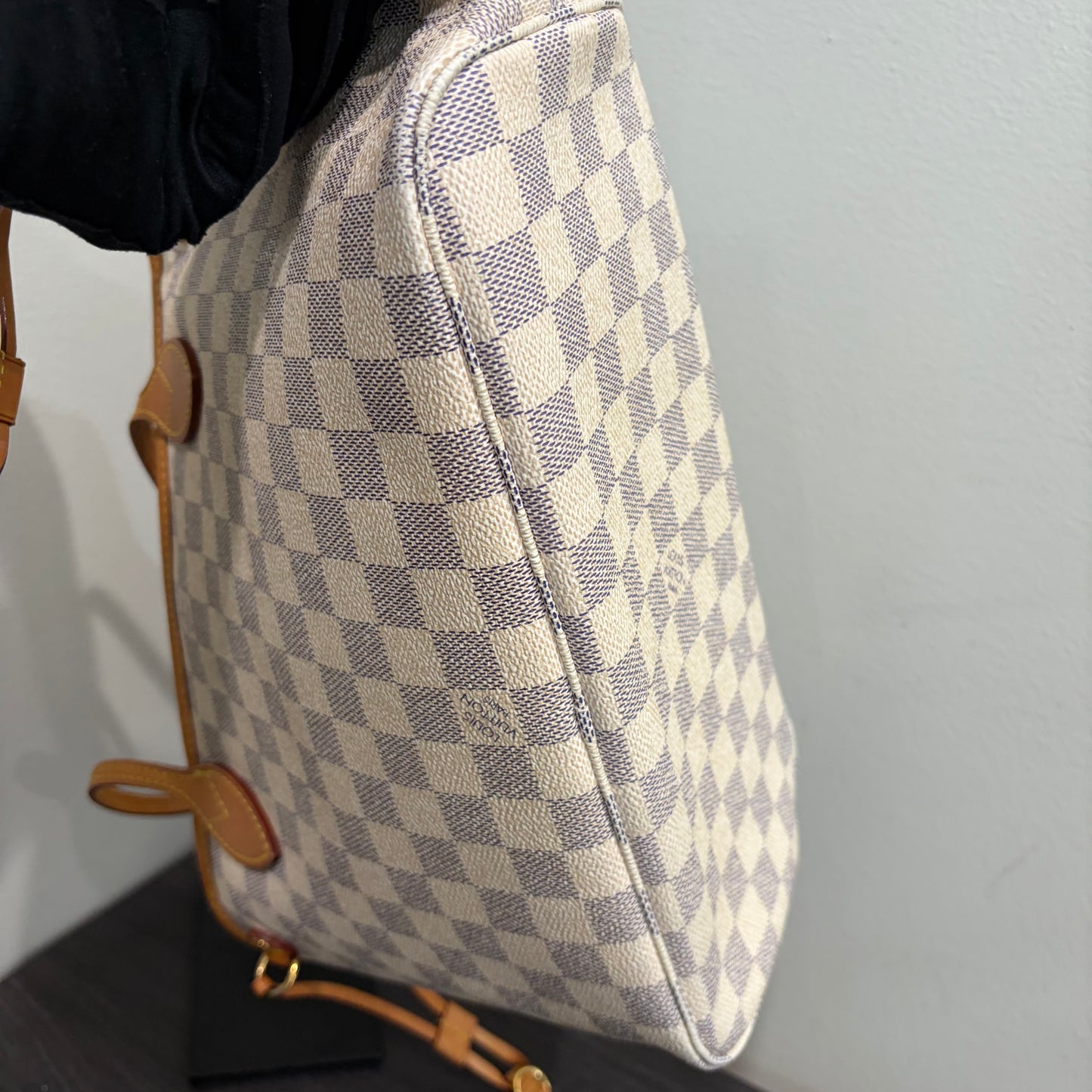 #8239 LOUIS VUITTON Damier Azur Neverfull PM