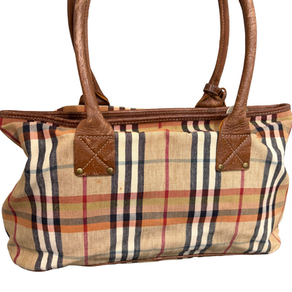 8809 BURBERRY Check Canvas Shoulder Tote