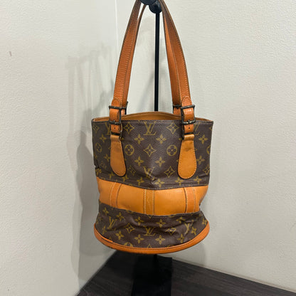 1034 LOUIS VUITTON Vintage Bucket Bag