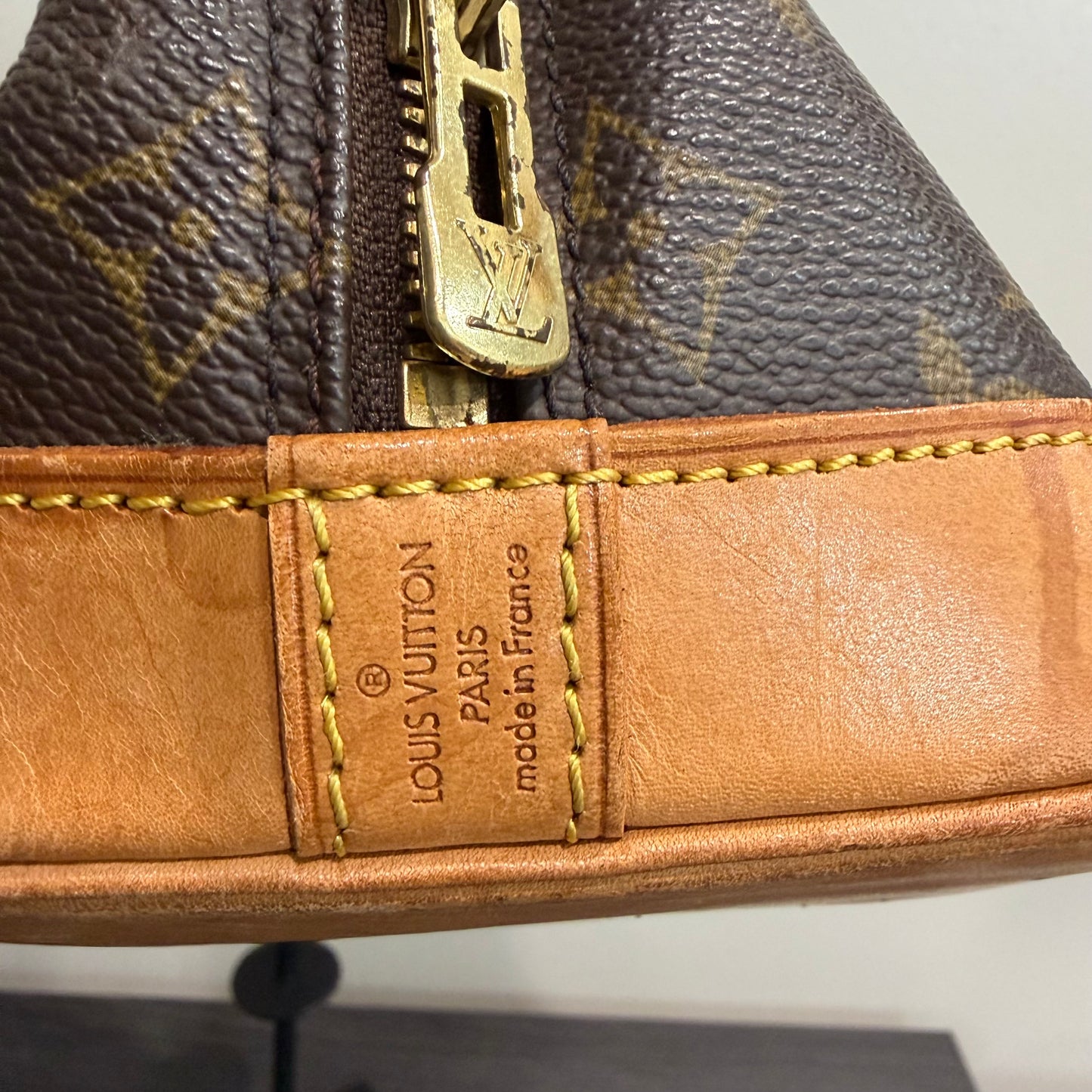 #9117 LOUIS VUITTON Alma PM