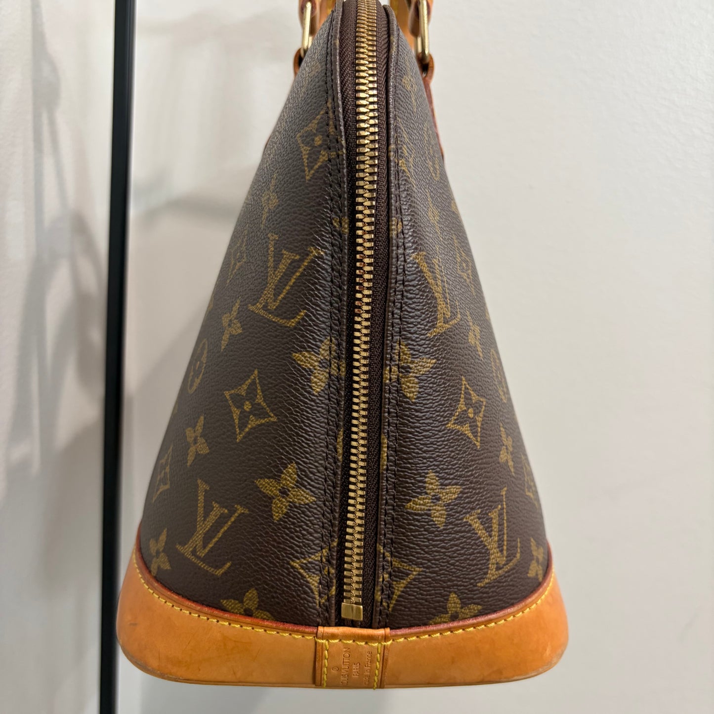 #9116 LOUIS VUITTON Alma PM
