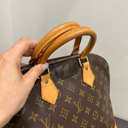 #401 LOUIS VUITTON Alma PM