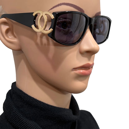 #8238 CHANEL CC Sunglasses