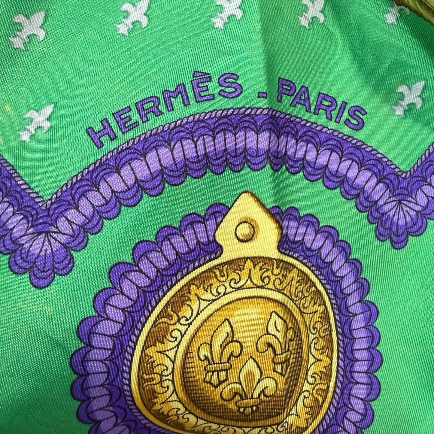 #8235 HERMES 90cm Silk Scarf