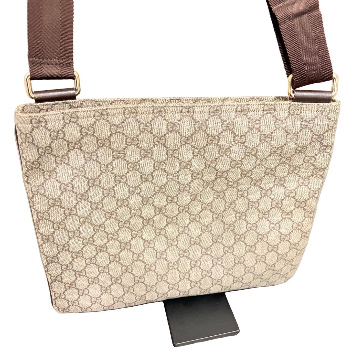 #8218 GUCCI Messenger