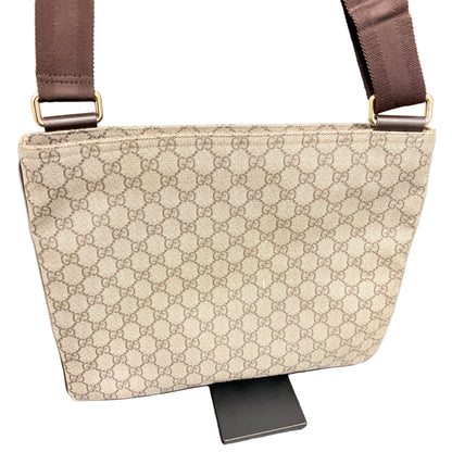 #8218 GUCCI Messenger
