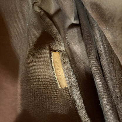 #8213 LOUIS VUITTON Monogram Saumur 35 Crossbody