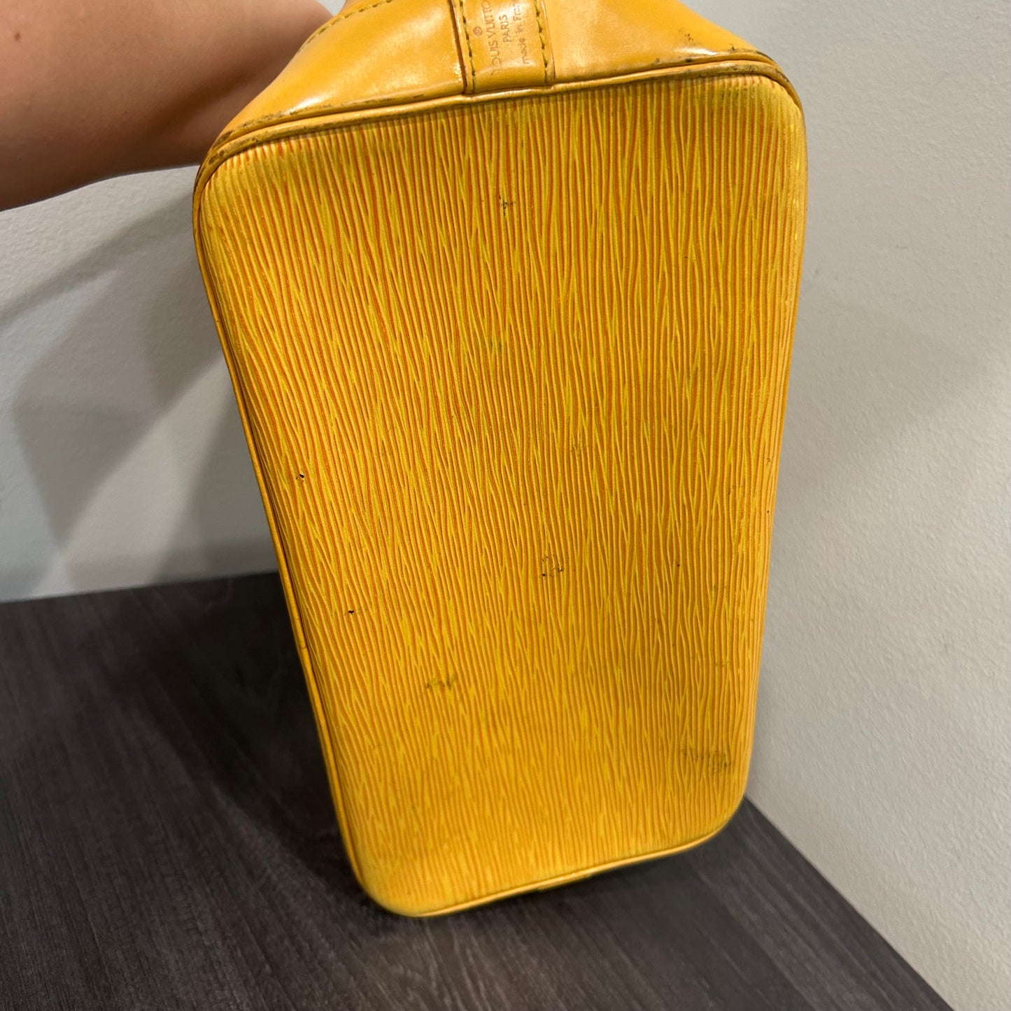 24 HOUR FLASH SALE #260 LOUIS VUITTON Epi Alma