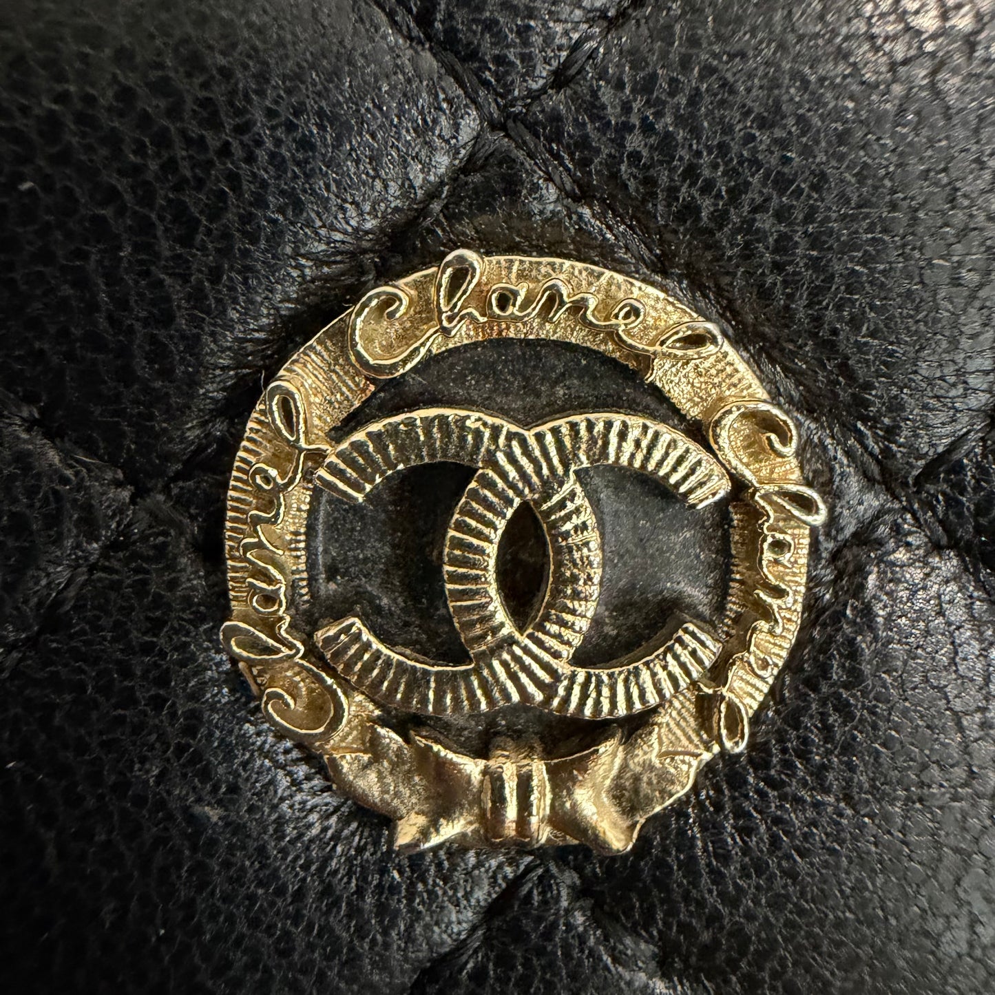 #3229 CHANEL Black Micro Quilt Wallet