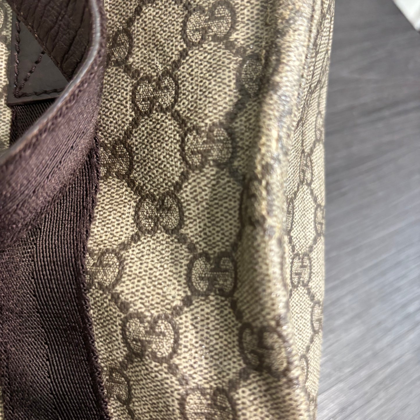 1105 GUCCI Small Tote