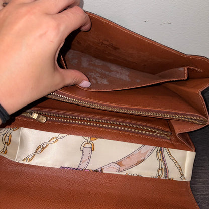 #1101-15 LOUIS VUITTON Monogram Monceau 27 with Removable Chain