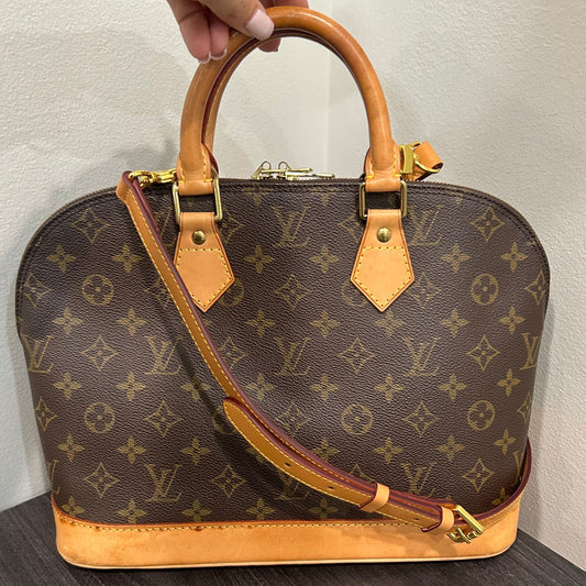 #202 LOUIS VUITTON Alma PM