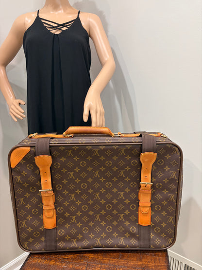 #3201 LOUIS VUITTON Monogram Satellite 53 Luggage