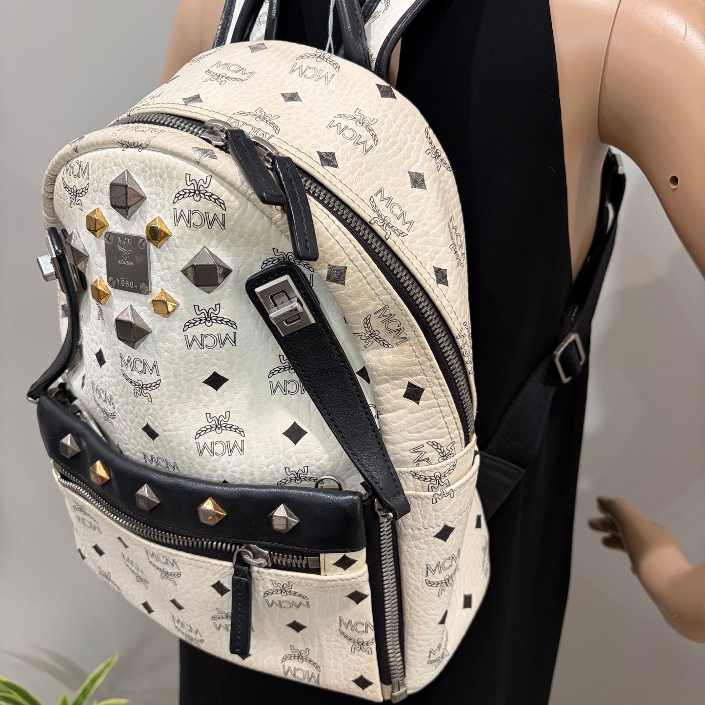 #1122 MCM White Visetos Hermosa Backpack w/ Removable Pouch