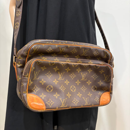#108 LOUIS VUITTON Nile Crossbody