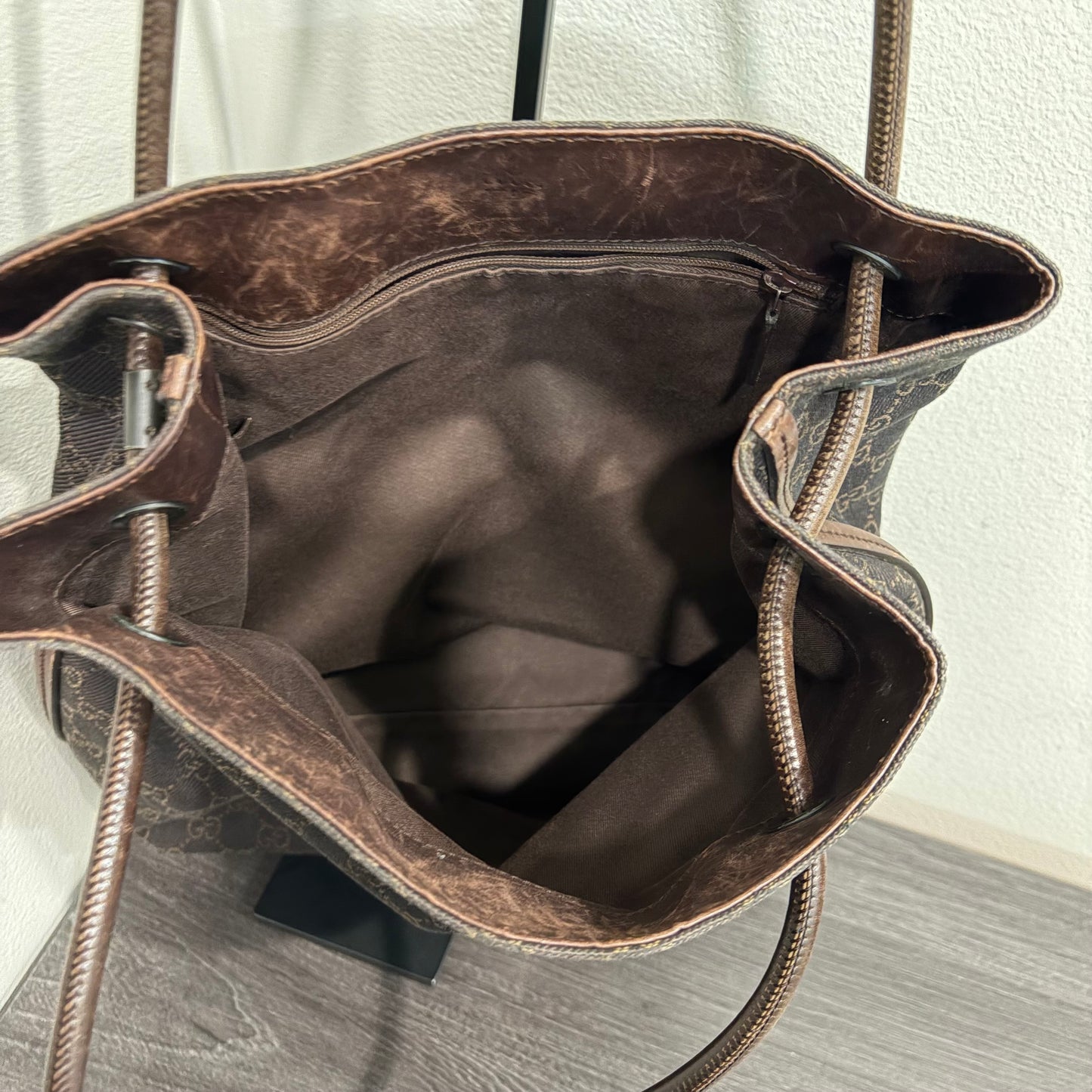 #8274 GUCCI Brown GG Shoulder Bag